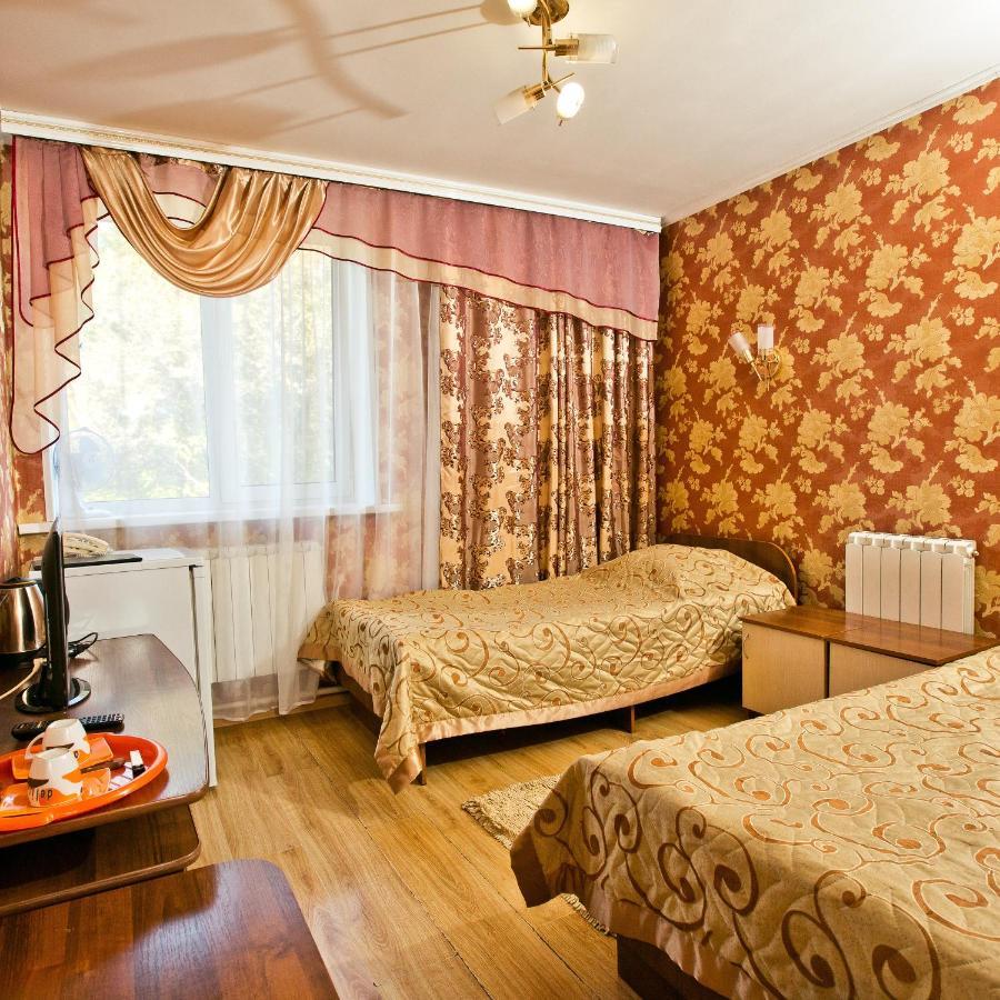Hotel Boyard Ussuriysk Exterior photo